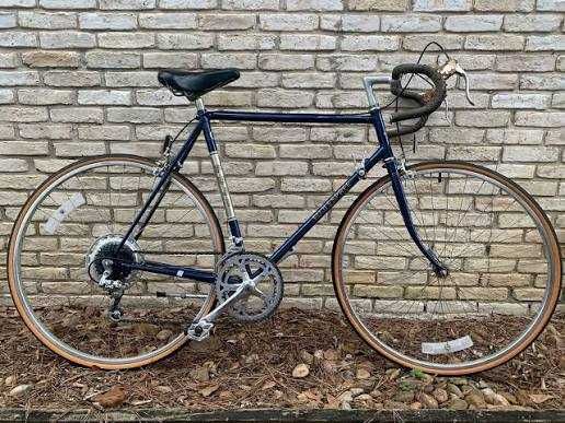 Bicicleta  Fuji Espree VALite vintage clássica  
Tamanho 63