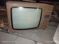 Telewizor czarno biały prl