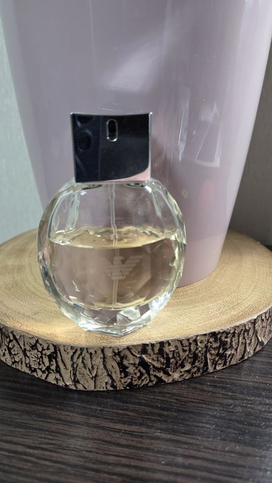 Парфумована вода Emporio Armani Diamonds від Giorgio Armani.