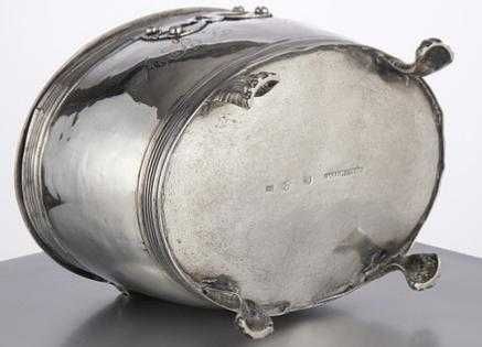 Cukiernica szkrzynkowa srebro 830/1000 z 1824 roku