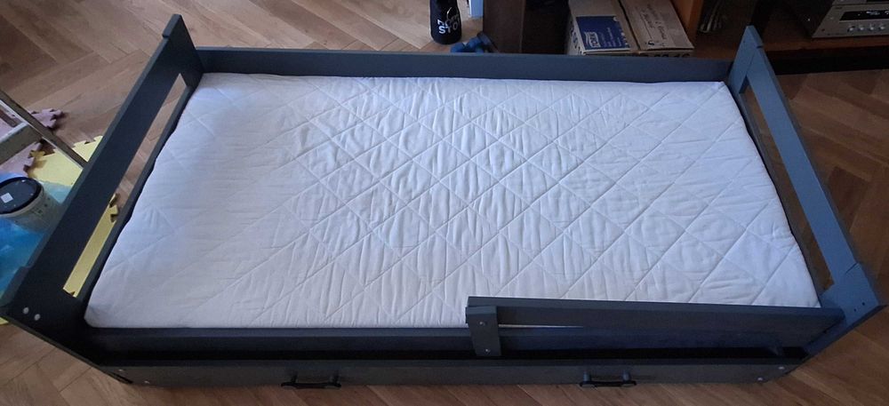 Łóżko dziecięce 160x80 szare Interbeds