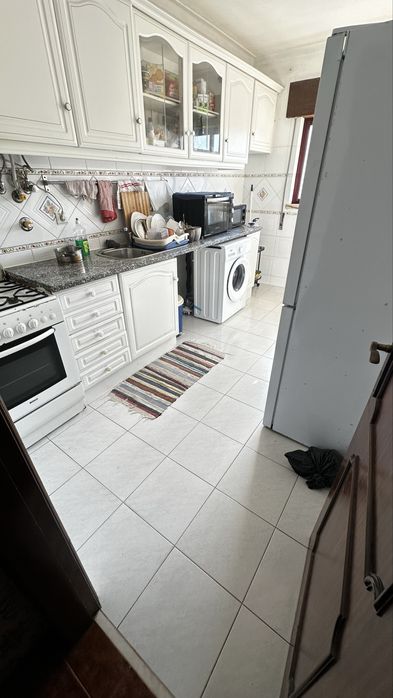 Quarto para arrendar em Santana- Sesimbra