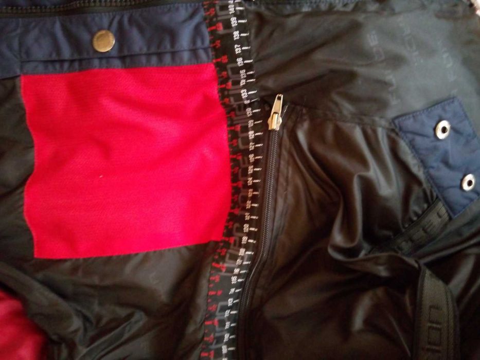 Мужская куртка темно синяя  р, 52  пуховая, Аляска с мехом енота