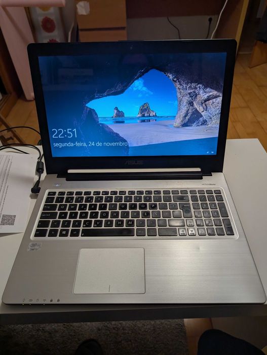 Asus K56CM de 15,6"