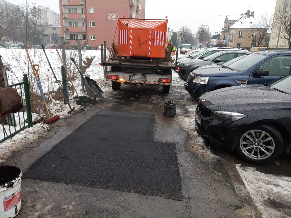 Naprawa dróg asfaltowych