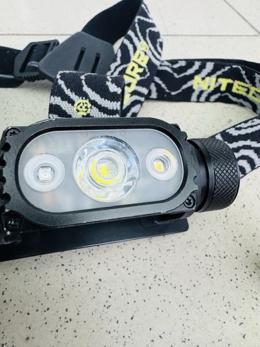Налобний ліхтарик nitecore hc65 v2