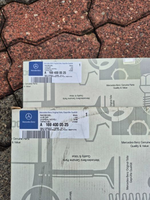 Kołpaki mercedes nowe 2 sztuki