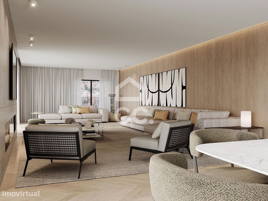 Penthouse De Luxo Com Piscina Em Braga - T4