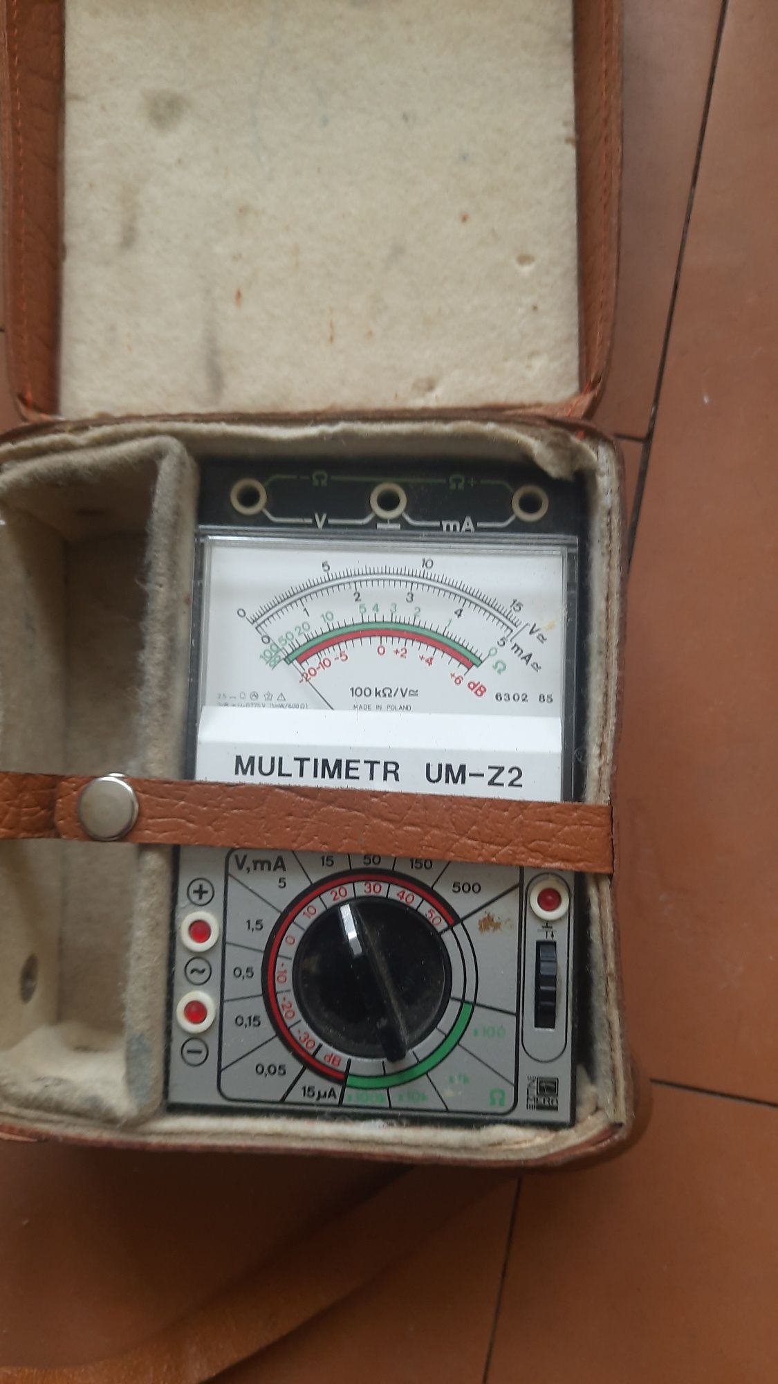 Multimetr UM-Z2 z kaburą