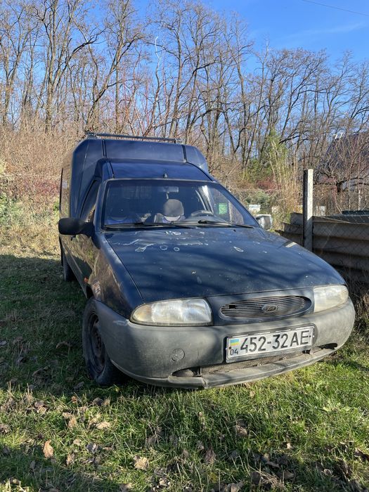 Ford Courier 1,8 D курєр 1996р