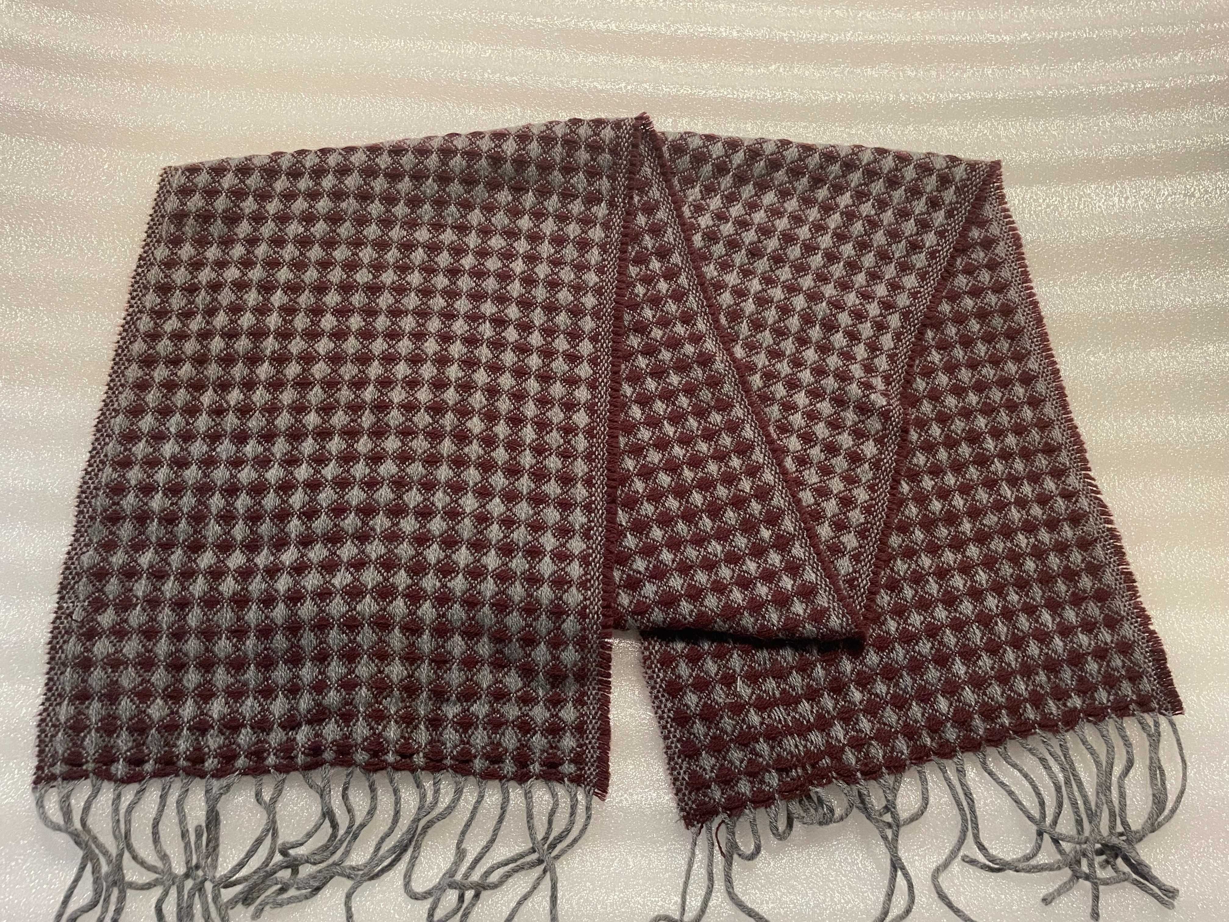 Elegancki, męski szalik zimowy z wełną Made in Italy