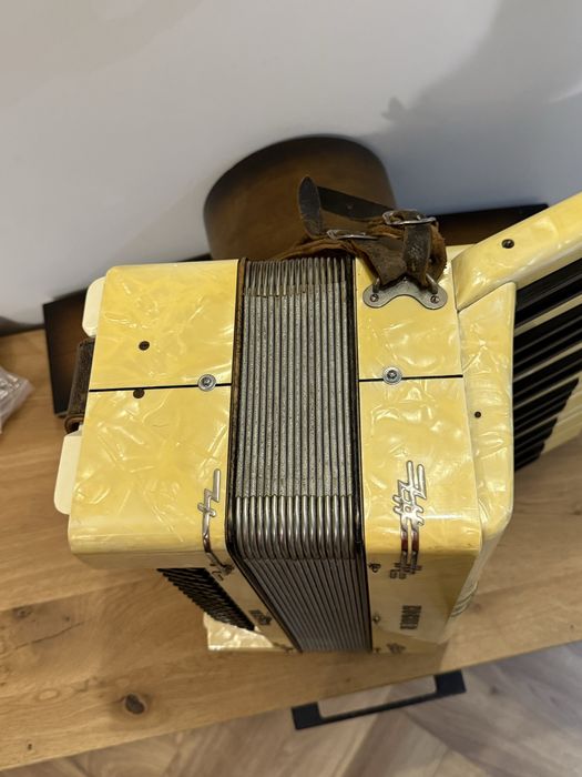 Akordeon Hohner Verdi II 80 basow