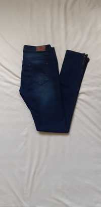 Jeansy skinny Reserved W31 L34