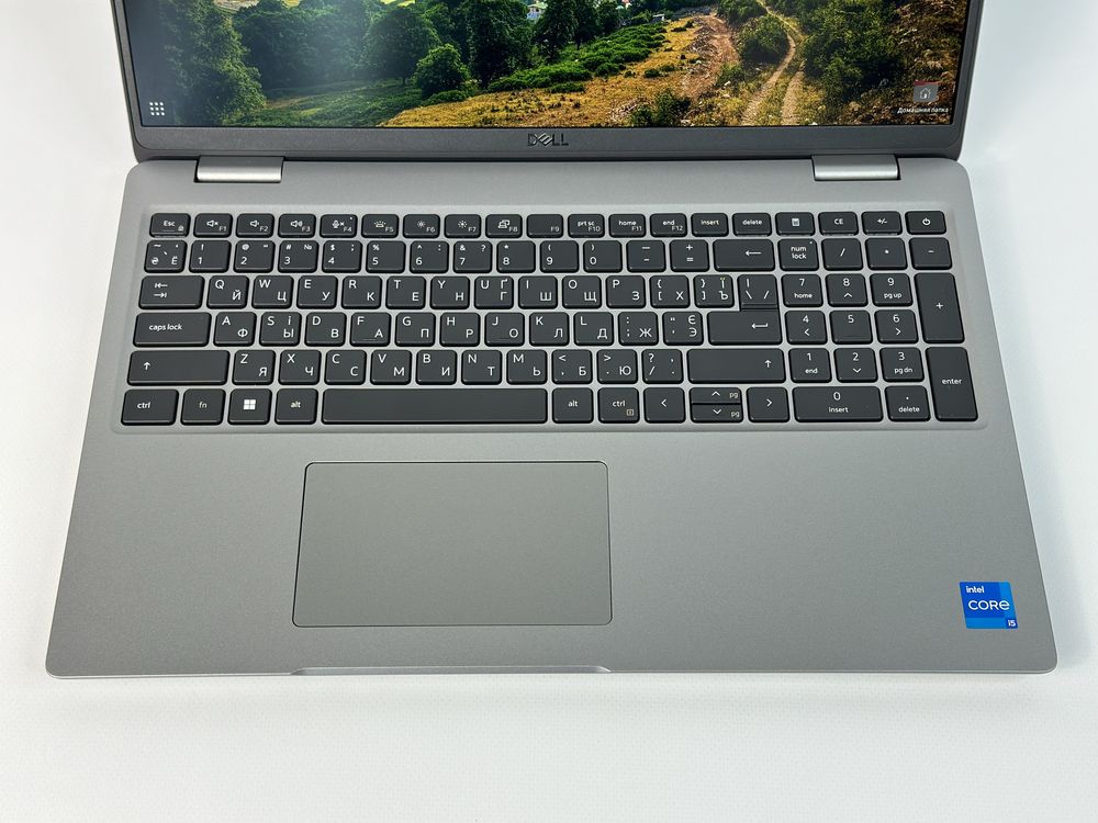 Dell Latitude 5540/15,6” FHD/i5-1335 EU/16 GB/256 GB SSD