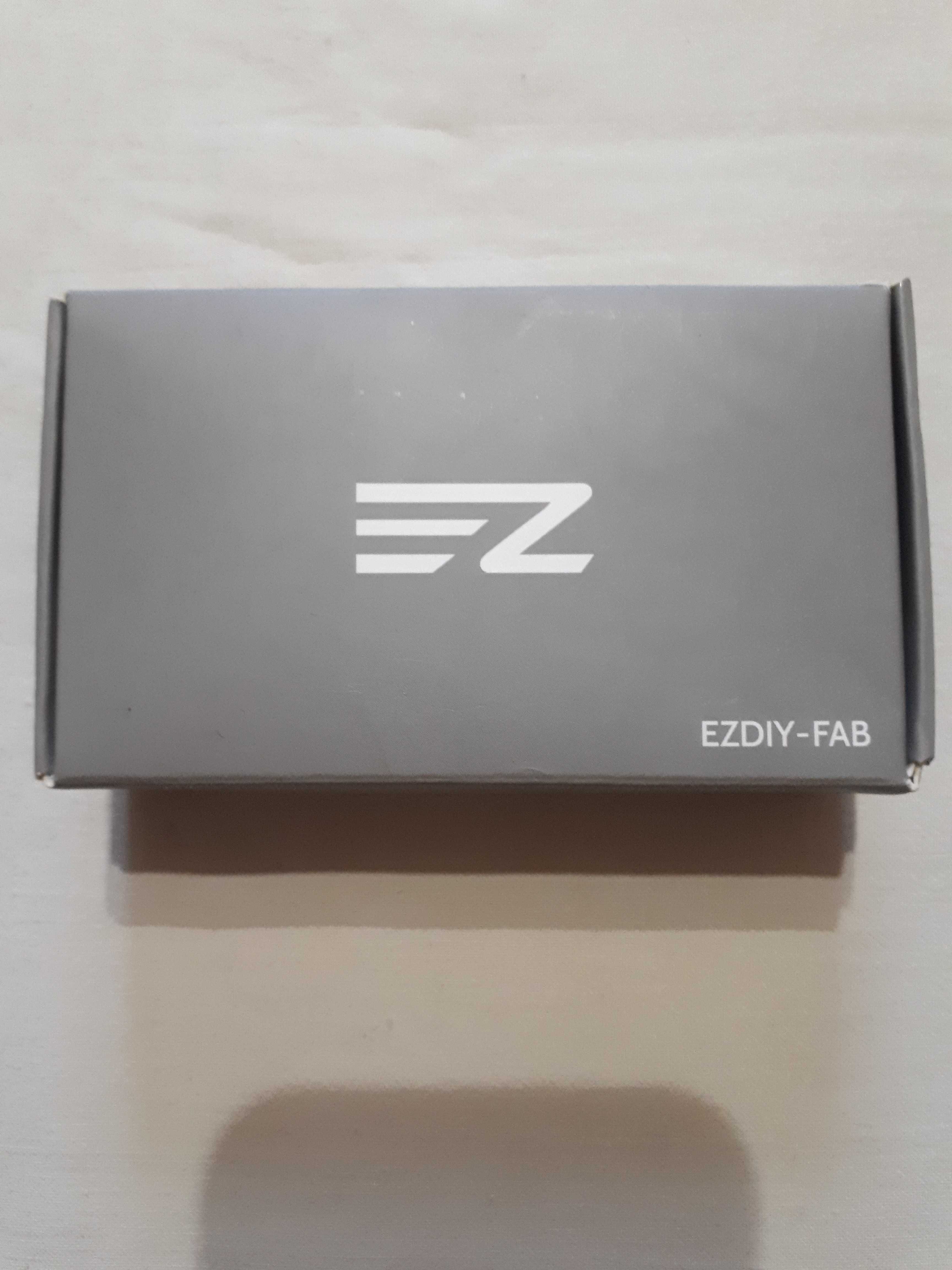 Контролер RGB підсвічування та кабелі-розгалужувачі від EZDIY-FAB