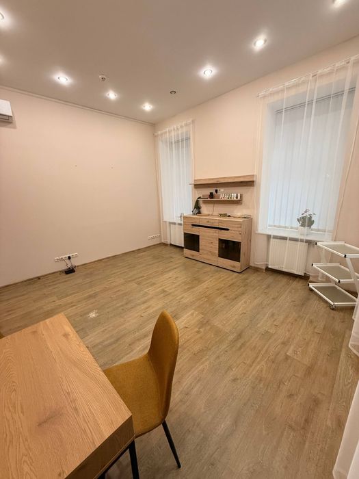 Кабінет для психолога,косметолога,масаж,тату майстер,логопед,лікар,тд.