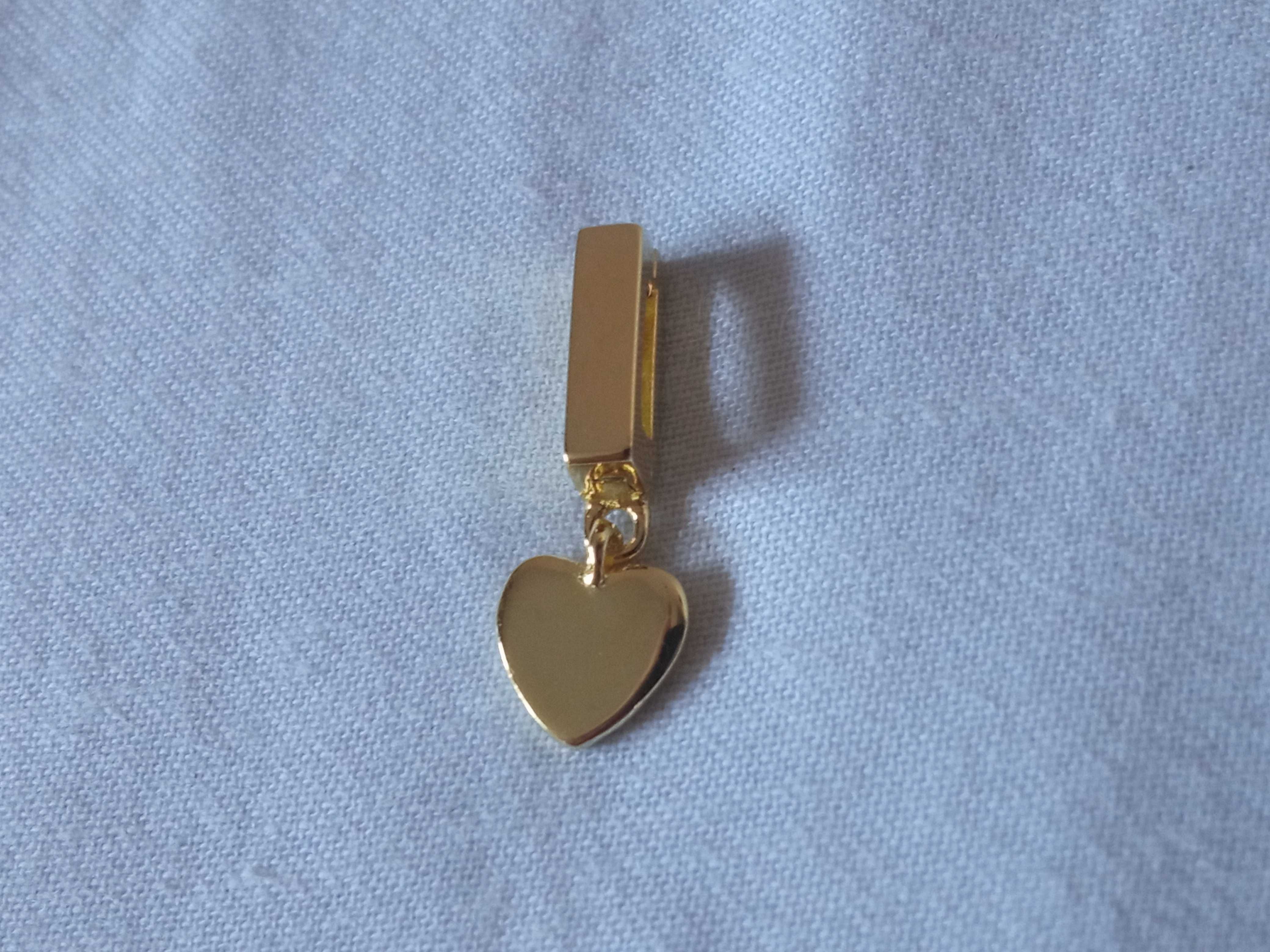 Srebrna zawieszka płaska Charms do bransoletki Serce Serduszko Sr925