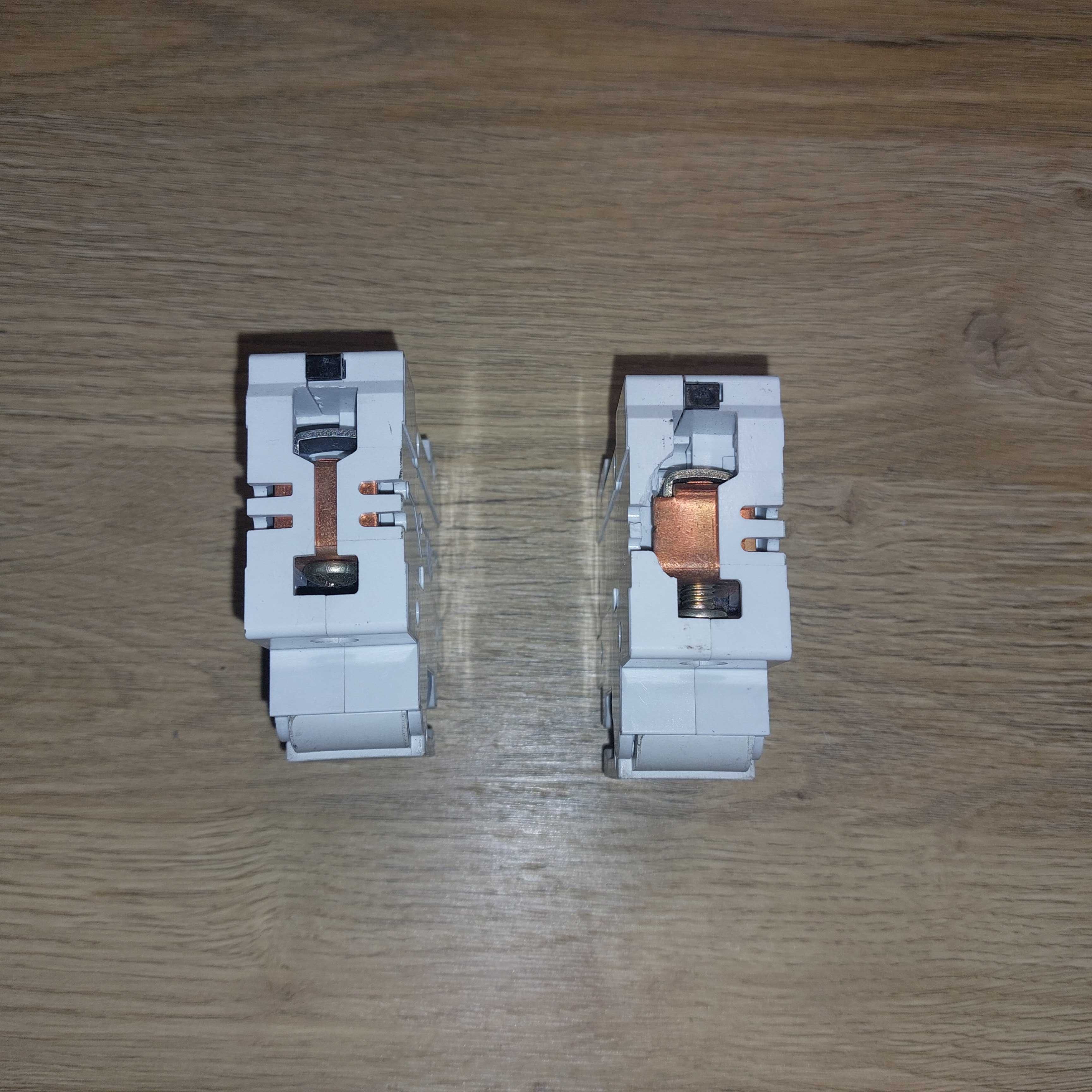 Rozłącznik izolacyjny Legrand/ Fael R301 25A