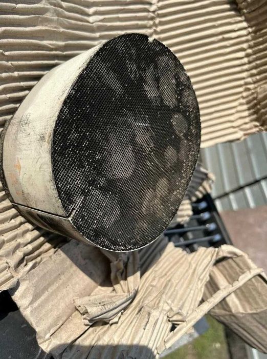 Скупка каталізаторів. Продати каталізатор куплю, здати сажевий фільтр