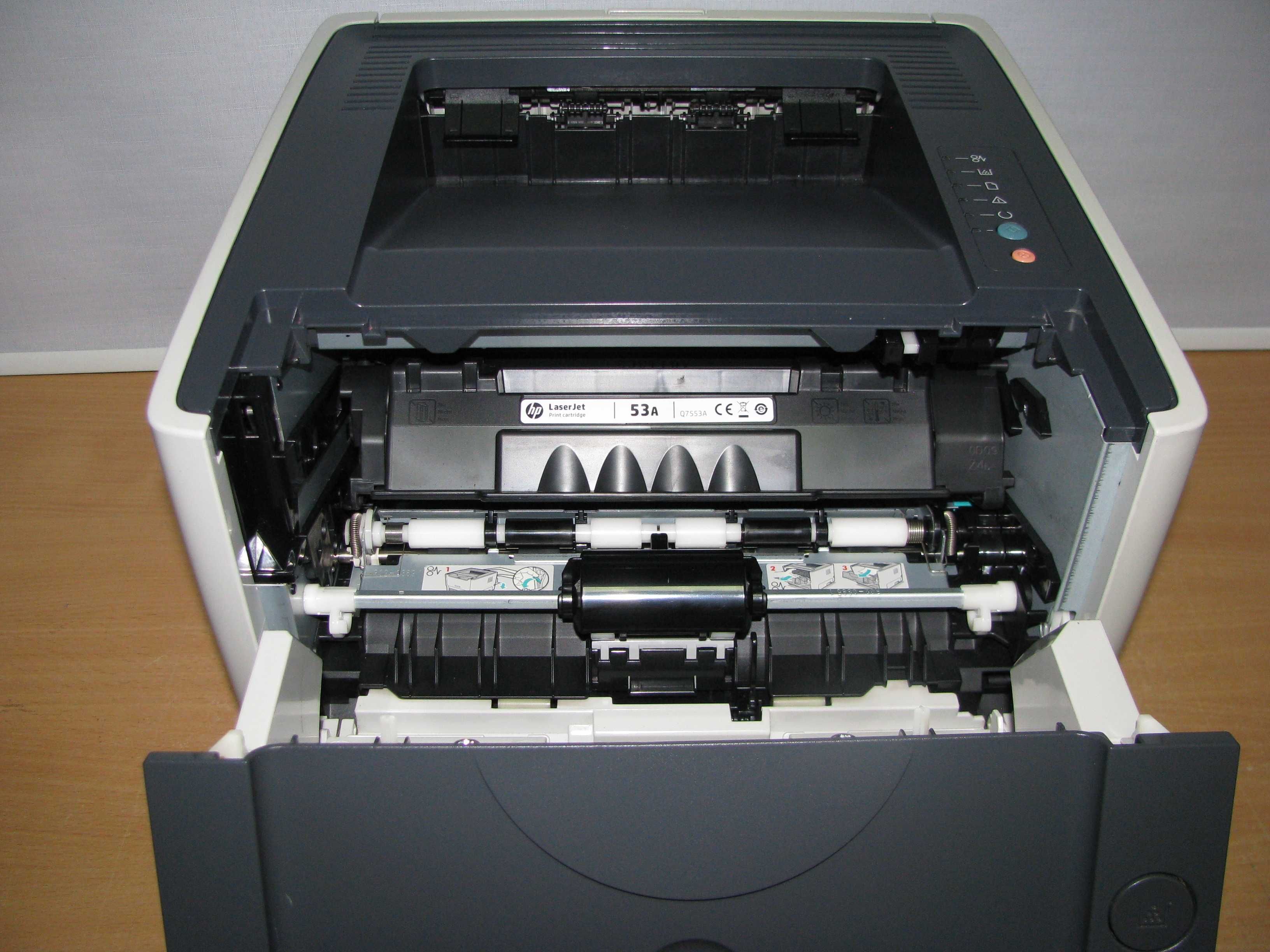 Принтер HP LaserJet 2015dn з Європи