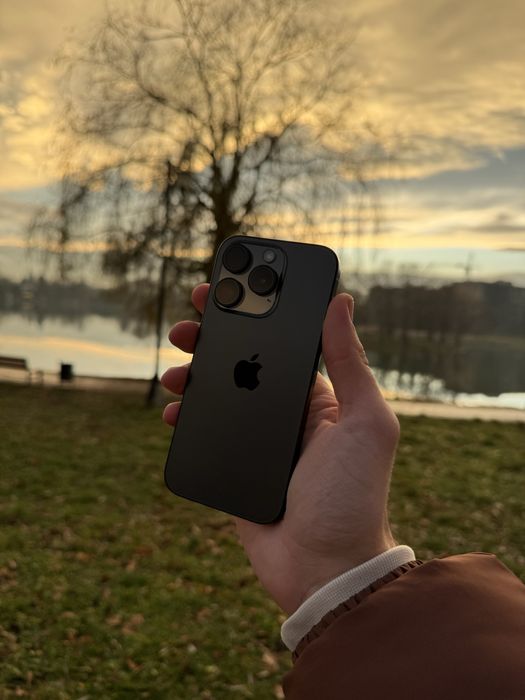 Iphone 15 Pro 256gb black neverlock Айфон 15 Про 256гб чорний неверлок