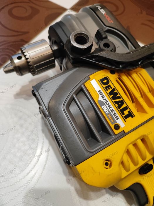 DeWalt DCD460  дрель девольт