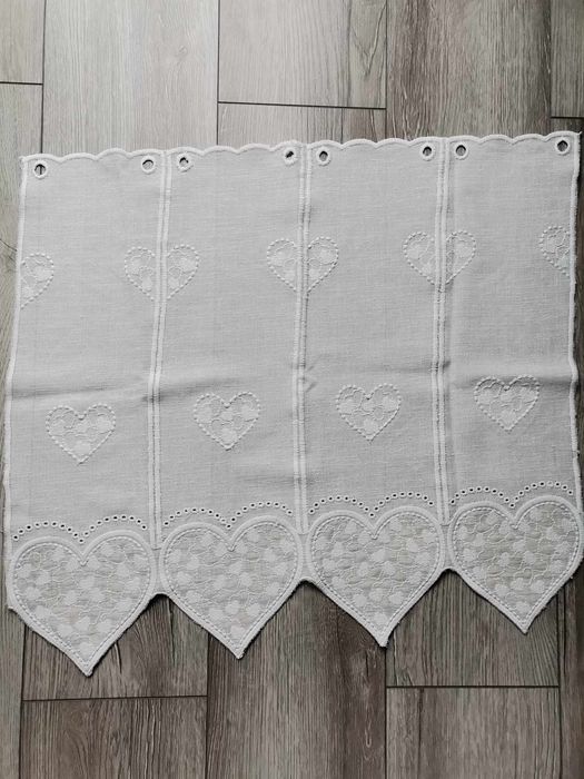 Sprzedam zazdrostki, firany kuchenne plus serwetka