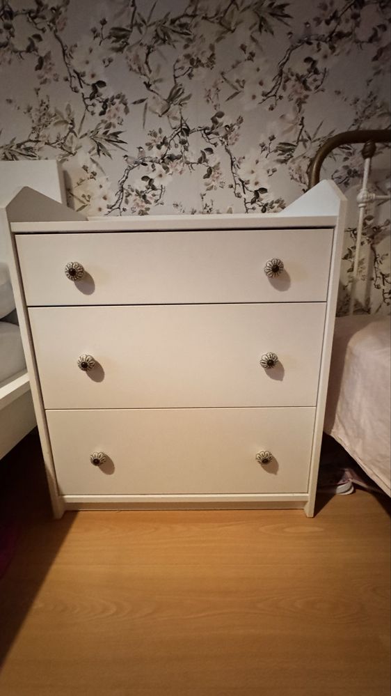 Camoda branca 3 gavetas HAUGA Ikea