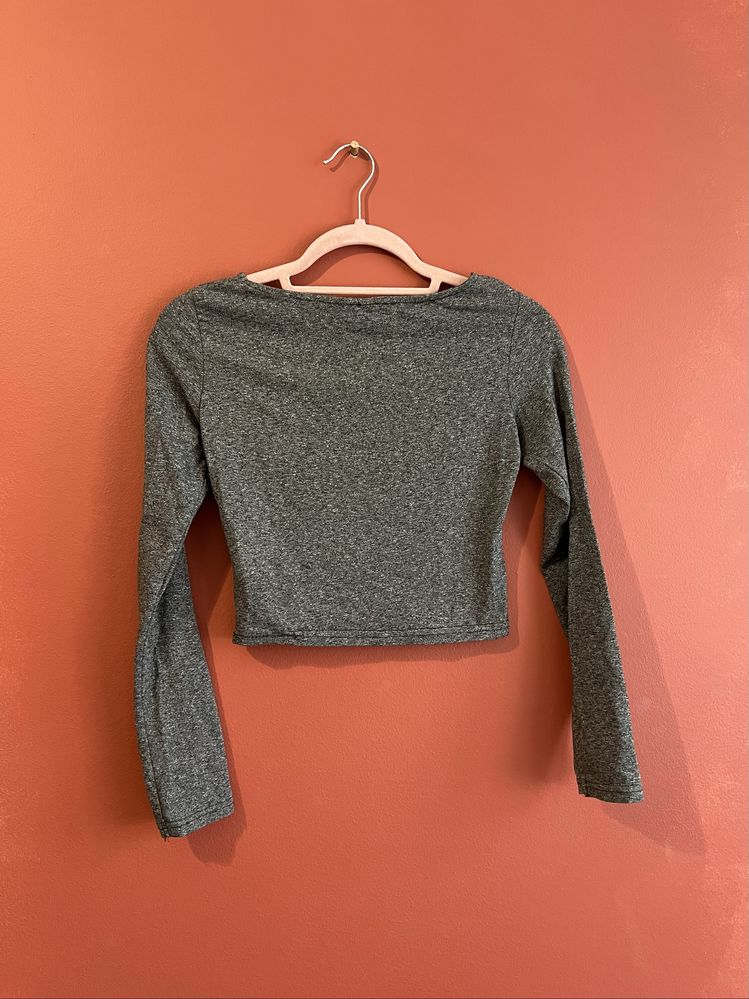 bluzka crop top szary grafitowy długi rękaw H&M Basic Divided XS