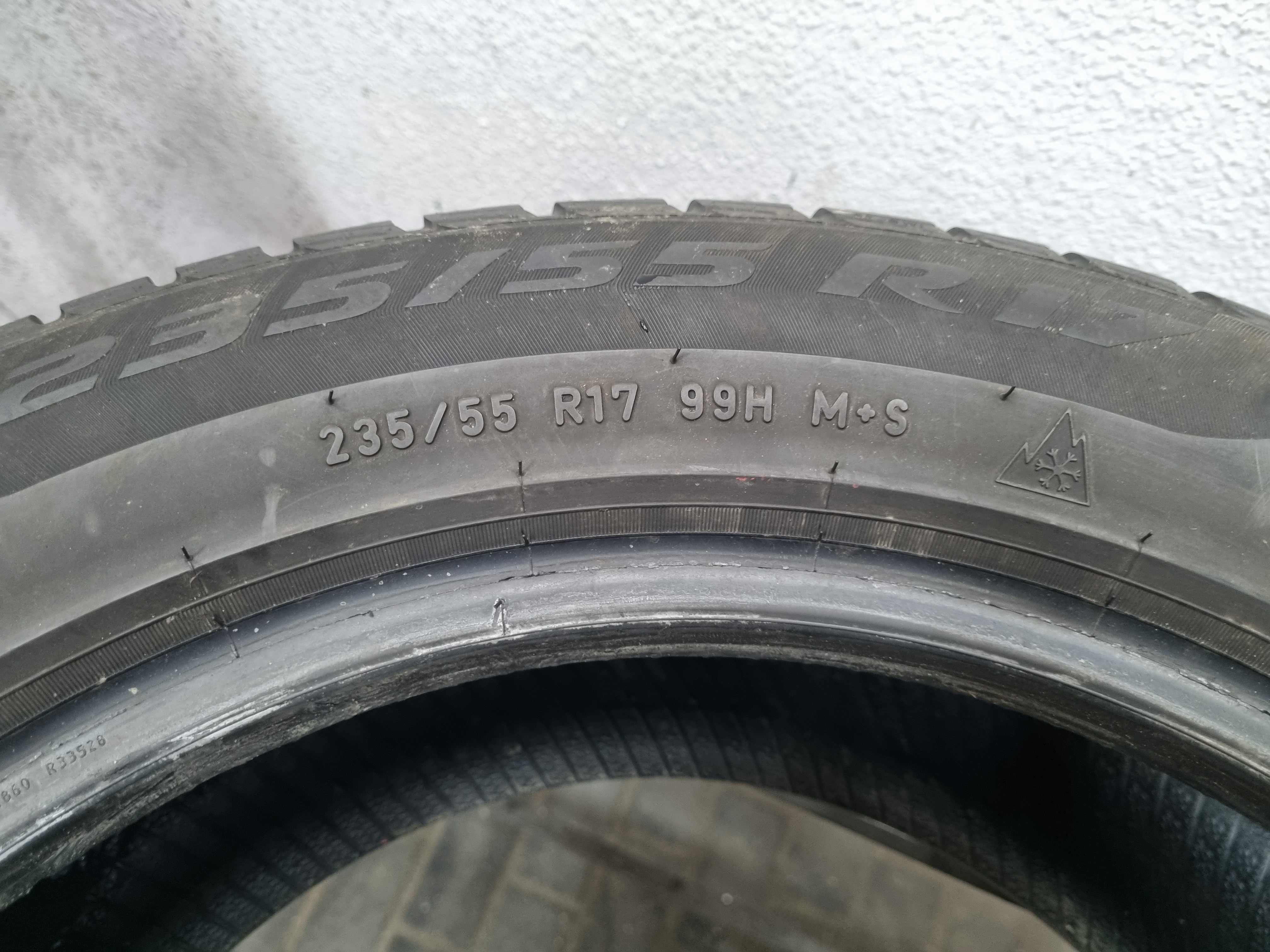 235/55/17 99H Pirelli Winter Sotto Zero 3 Dot.2720R