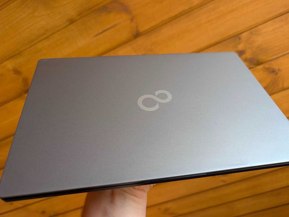 10 ядерні ноутбуки Fujitsu LIFEBOOK E5412 – є 30 шт  2023-2024 рік