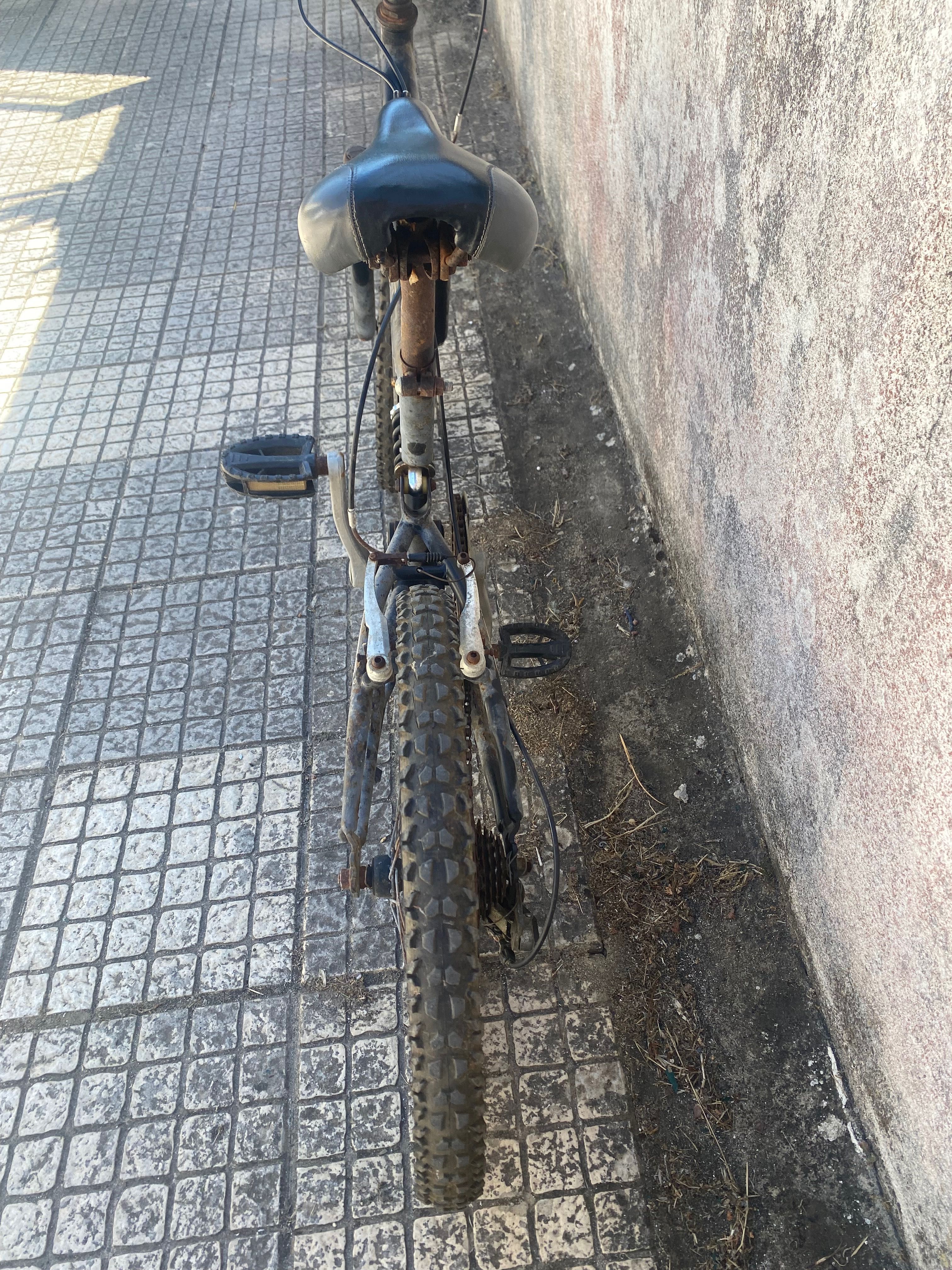 Bicicleta BTT usada para criança