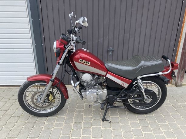 Motocykl Yamaha SR 125