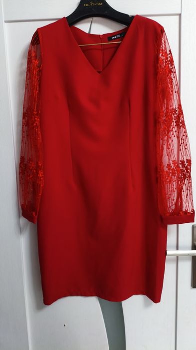 Sukienka elegancka damska midi  koronkowe długie tiulowe rękawy L moon