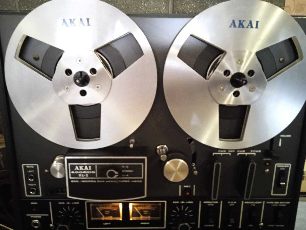 Японский бобинный магнитофон Akai 4000DS MK-II