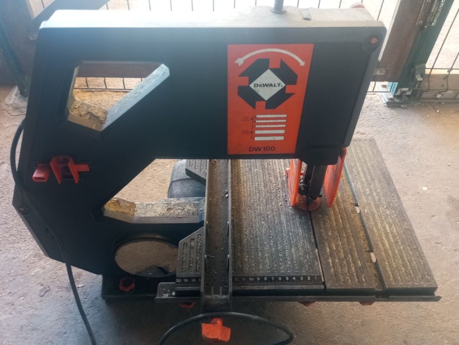 Dewalt dw100 a funcionar