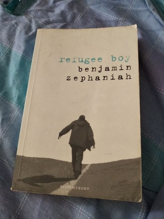 The refugee boy (inglês)