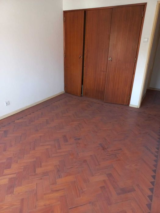 Apartamento T2 para Venda em Sacavém
