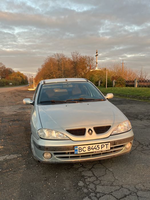 Продам авто Renault Megane 1