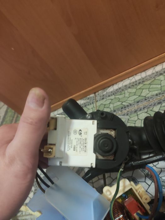 Запчастини пральна машина LG