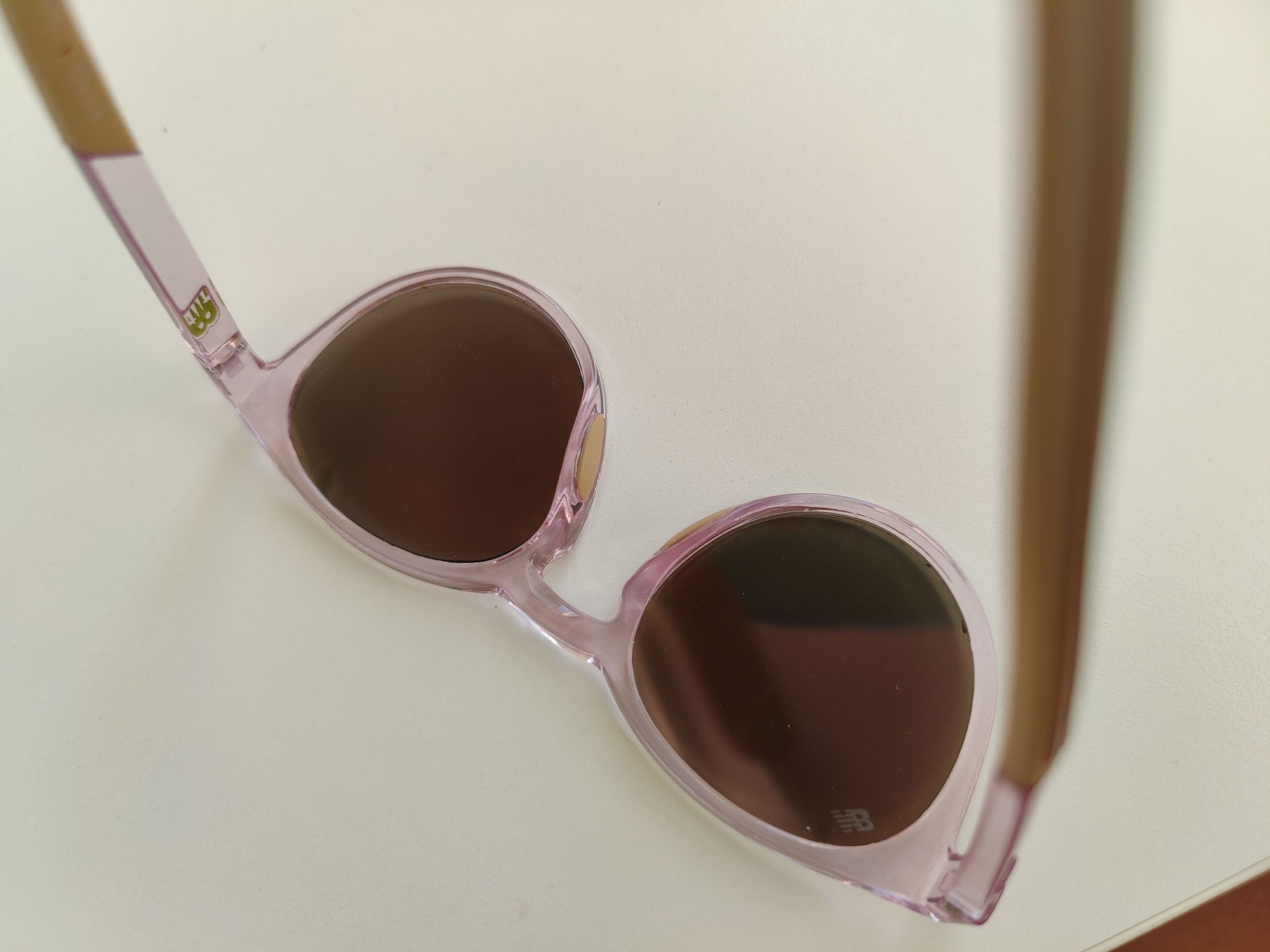 Różowe dziecięce okulary przeciwsłoneczne new balance