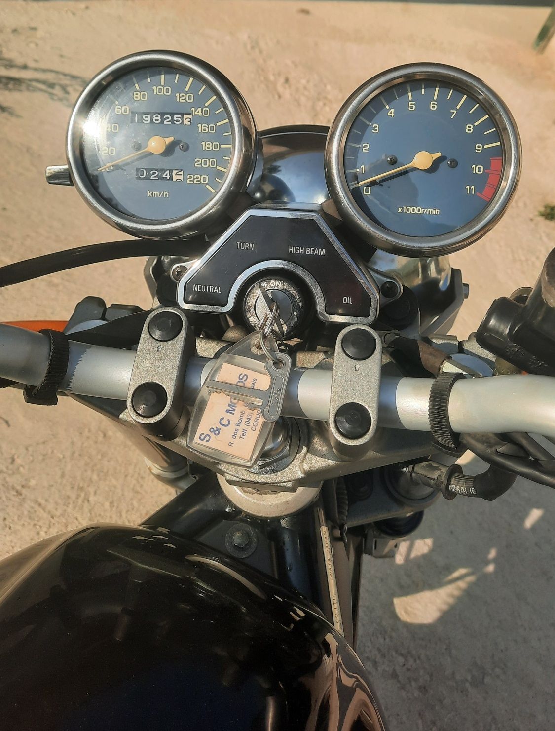 YAMAHA 600 XJ como nova