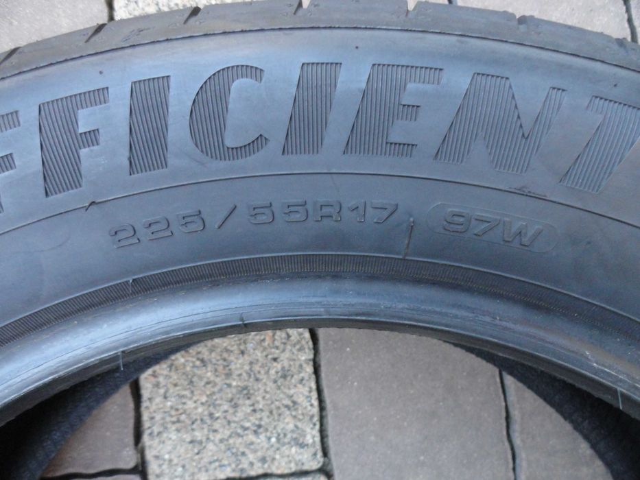 225/55R17 Goodyear 2 sztuki LATO 2020 rok