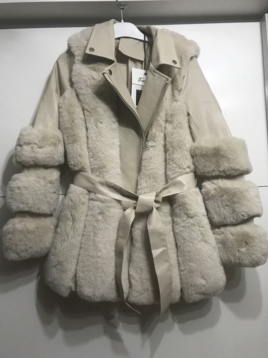 Futerko grube na zimę jesień i wiązane beżowe okazja super milutki