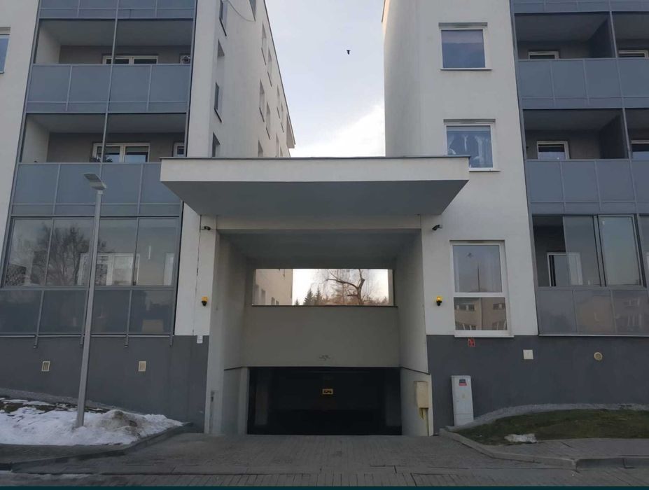 Miejsce parkingowe do wynajęcia -ul. Dunikowskiego