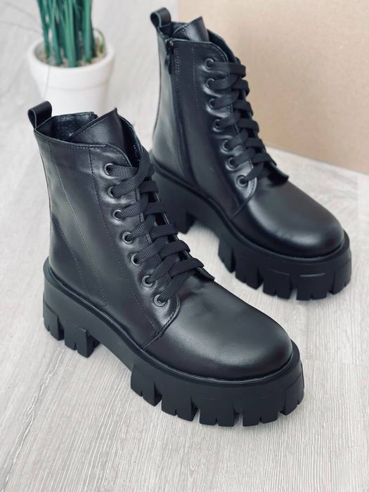 Черевики 38 зимові жіночі шкіряні.Зимние женские ботинки