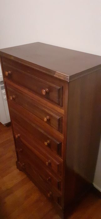 Cómoda para doação