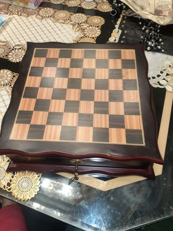 Шахматы подарочные деревянные Графские