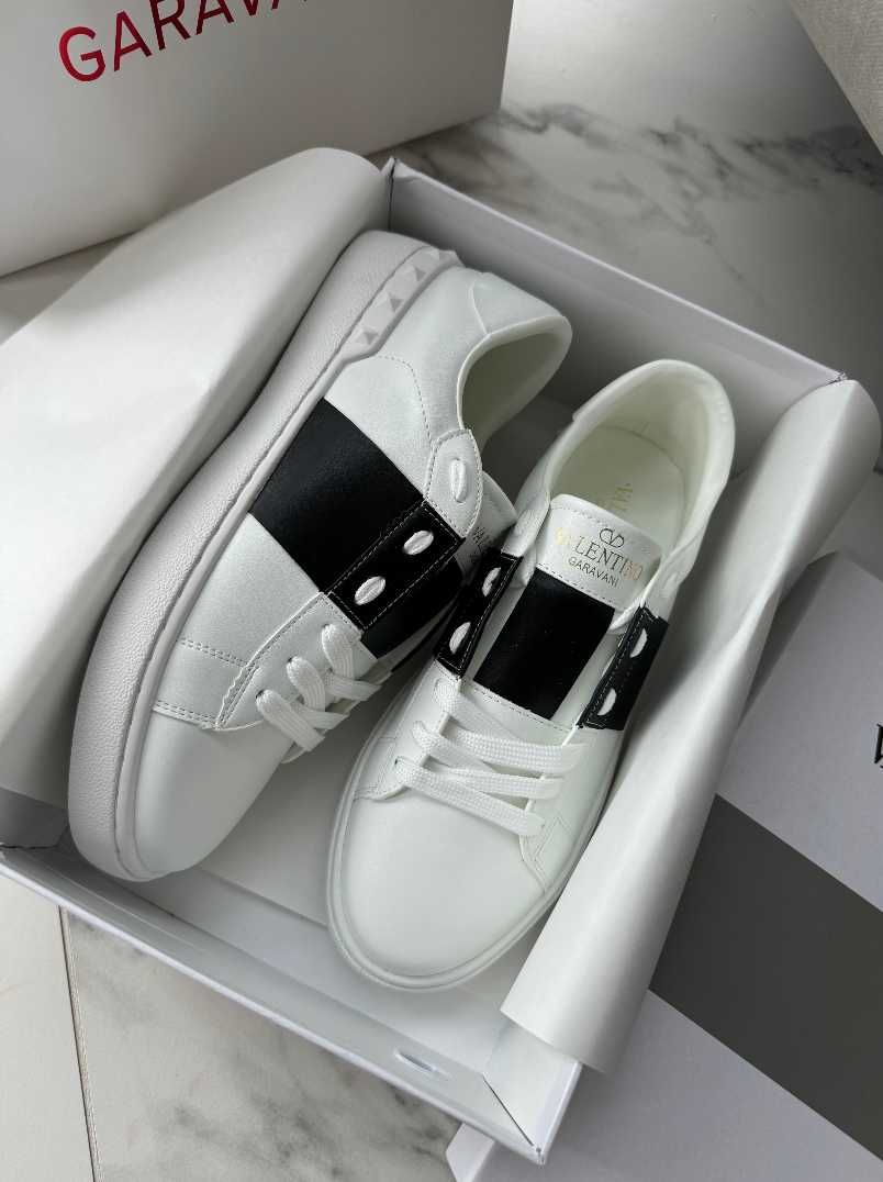 Кросівки Valentino 11 White/Black premium