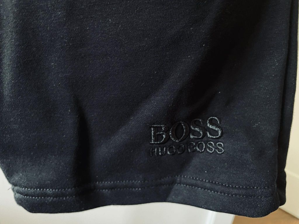 Spodenki Hugo Boss roz L bawełna premium